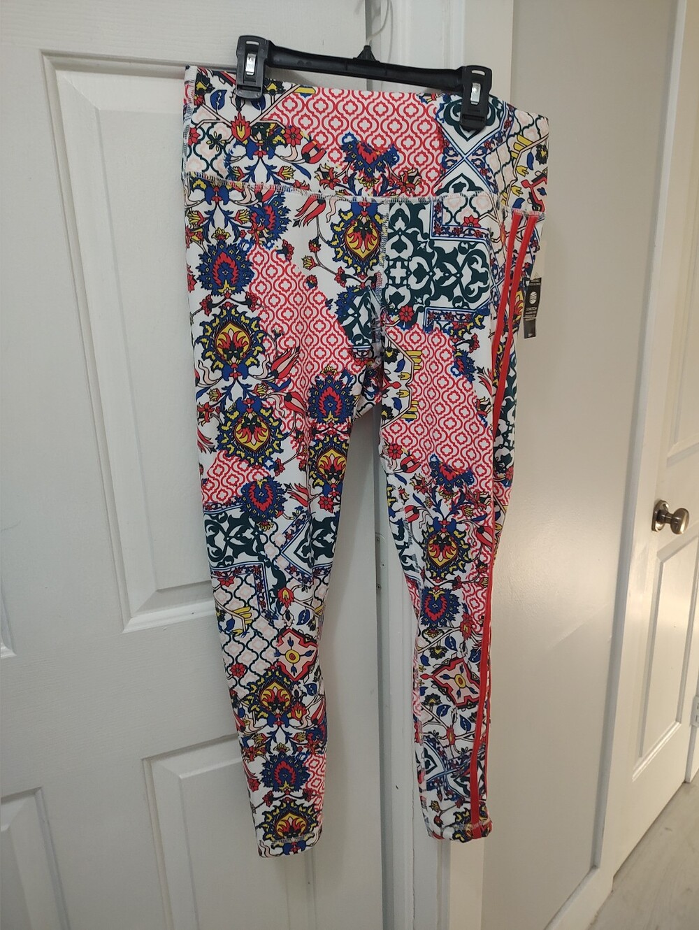 Zelos Curvy 1X New With Tags Stretch Abdorbs Dry